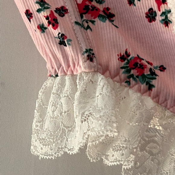 Cute Floral Pink Lace Corset - Picture 5 of 7